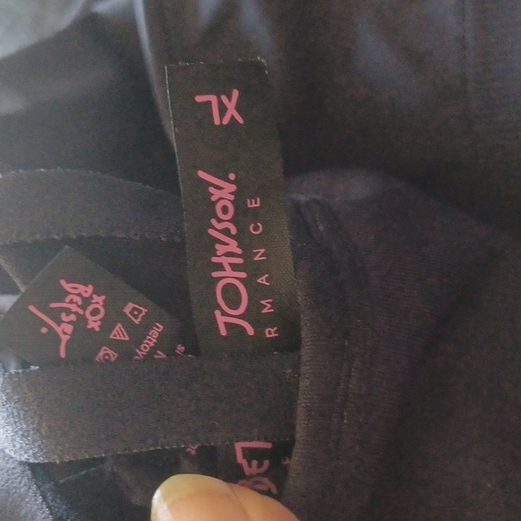 Betsey Johnson Sports Bra - Picture 6 of 6